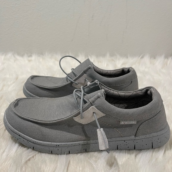 Men’s Fanture Grey Slip On Lightweight Travel Shoes Size 8.5 US! - Picture 9 of 9